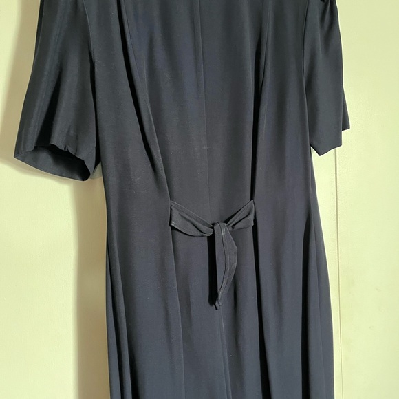 Vintage designer dress. Dark Navy and White. Size 12 … excellent condition. - Picture 2 of 3